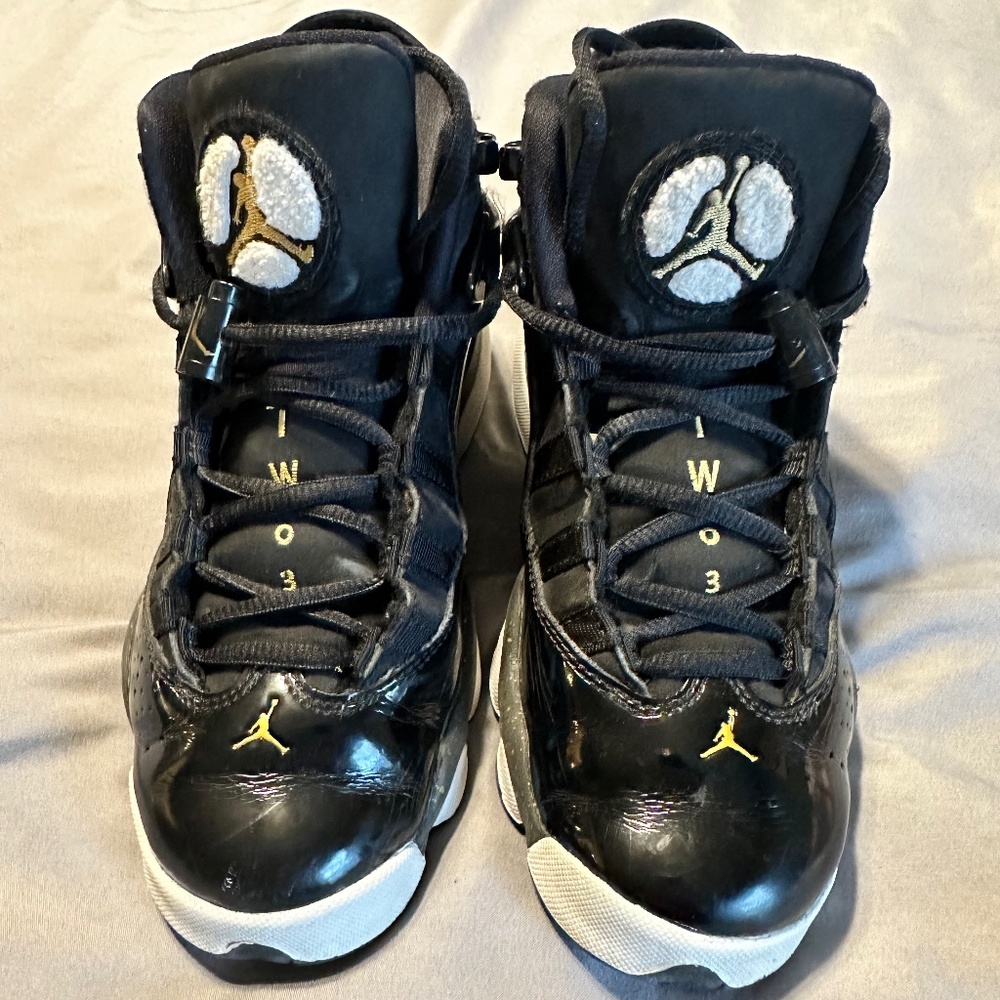 Jordan’s youth size 4Y